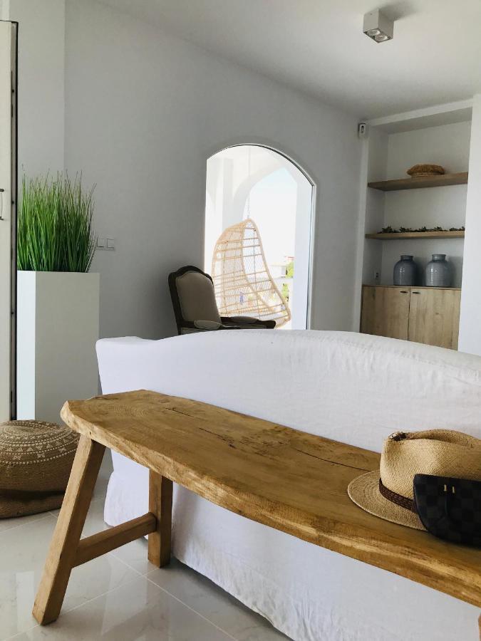 Frontline Villa, Five Star Deluxe El Campello Kültér fotó