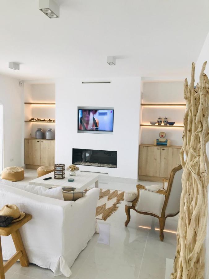 Frontline Villa, Five Star Deluxe El Campello Kültér fotó