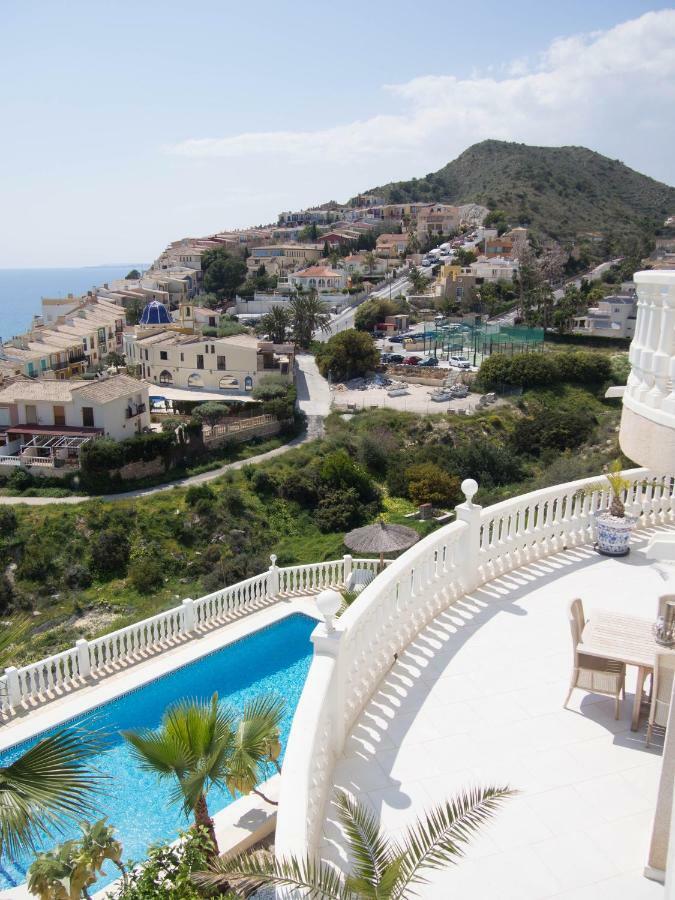 Frontline Villa, Five Star Deluxe El Campello Kültér fotó